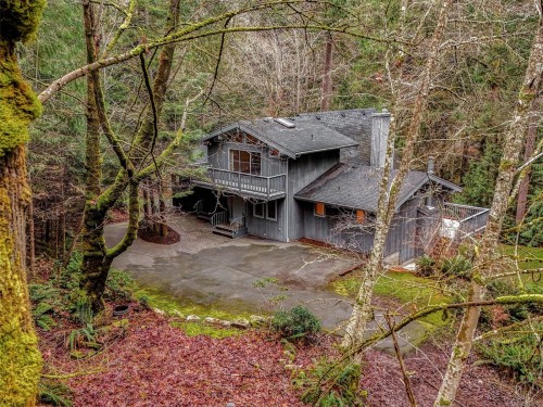 1829 Lands End Rd, North Saanich, BC 