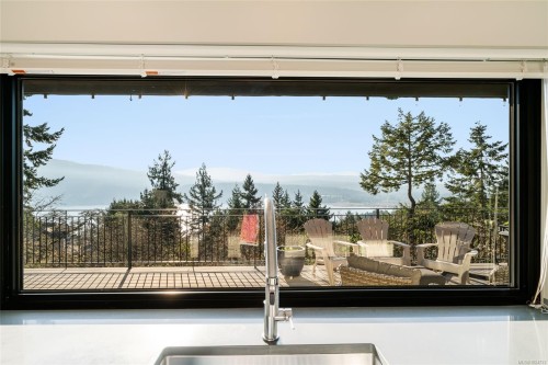 2405 Chain Way, Nanoose Bay, BC 