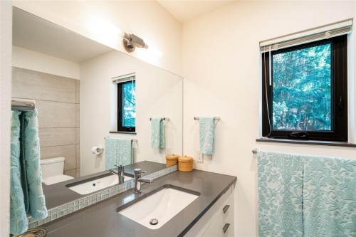 2405 Chain Way, Nanoose Bay, BC 