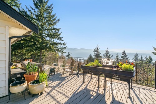 2405 Chain Way, Nanoose Bay, BC 