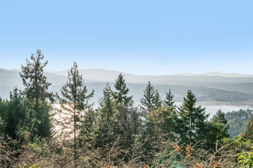 2405 Chain Way, Nanoose Bay, BC 