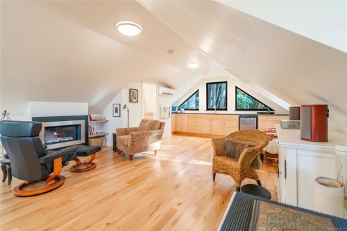 2405 Chain Way, Nanoose Bay, BC 