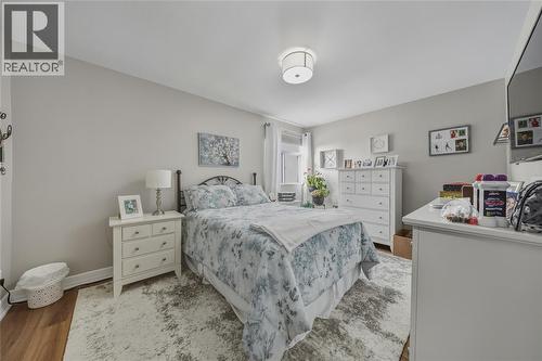 10 Derby Lane Unit# 401, Sarnia, ON - Indoor Photo Showing Bedroom