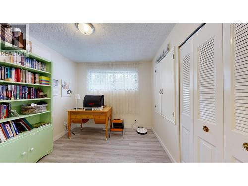 5040 Hansen Court, 108 Mile Ranch, BC - Indoor Photo Showing Other Room