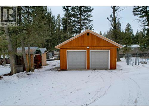 5040 Hansen Court, 108 Mile Ranch, BC - Outdoor