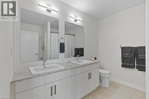 1 Victoria Street S Unit# 1113, Kitchener, ON - Indoor Photo Showing Bathroom