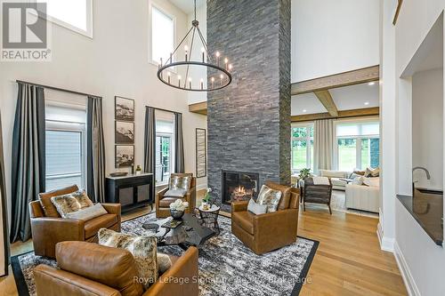 106 Dorothy Drive, Blue Mountains, ON - Indoor Photo Showing Living Room With Fireplace