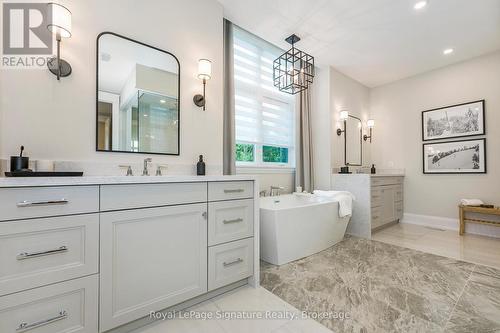 106 Dorothy Drive, Blue Mountains, ON - Indoor Photo Showing Bathroom