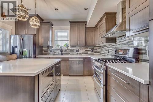 7, 208 Sparrow Hawk Drive, Fort Mcmurray, AB - Indoor Photo Showing Kitchen With Stainless Steel Kitchen With Upgraded Kitchen