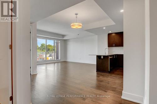 413 - 7 Marquette Avenue, Ottawa, ON - Indoor