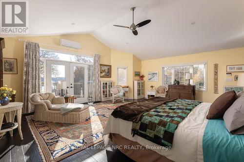 149 Main Street, St. Catharines (Port Dalhousie), ON - Indoor Photo Showing Bedroom