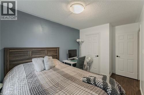 20 Mcconkey Crescent Unit# 46, Brantford, ON - Indoor Photo Showing Bedroom