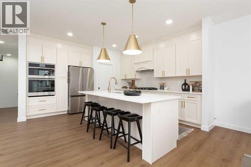 332 Rivergrove Chase W, Lethbridge, AB - Indoor Photo Showing Kitchen With Upgraded Kitchen