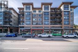 2515 CLARKE STREET  Port Moody, BC V3H 1Z3