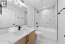 Second. floor bathroom - 