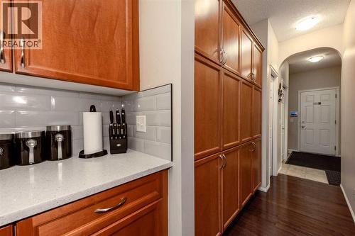 212 Silverado Range Heights Sw, Calgary, AB - Indoor Photo Showing Kitchen