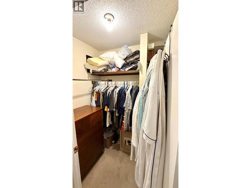 570 Eholt Street, Midway, BC - Indoor