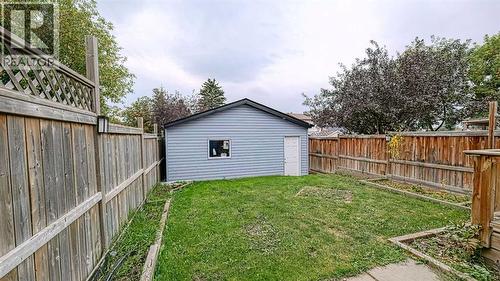 559 Abinger Road Ne, Calgary, AB - Outdoor