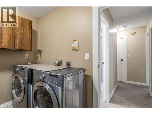 Laundry room - 588 Mccurdy Road, Kelowna, BC - Indoor Photo Showing Laundry Room