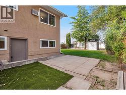 Access to home from backyard - 