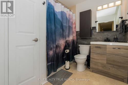 204 - 850 6Th Street E, Owen Sound, ON - Indoor Photo Showing Bathroom