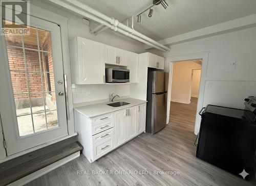 46 College Street, Kitchener, ON - Indoor Photo Showing Kitchen With Stainless Steel Kitchen