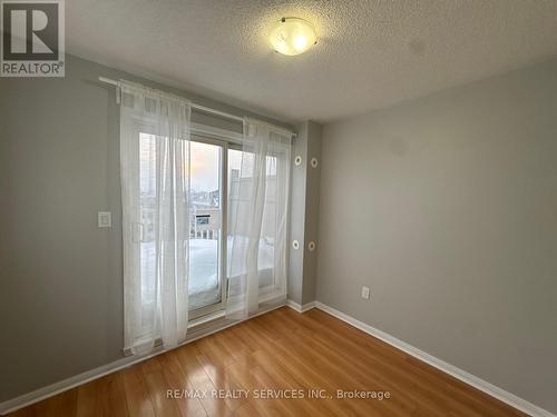 6 - 3032 Clayhill Road, Mississauga, ON - Indoor Photo Showing Other Room