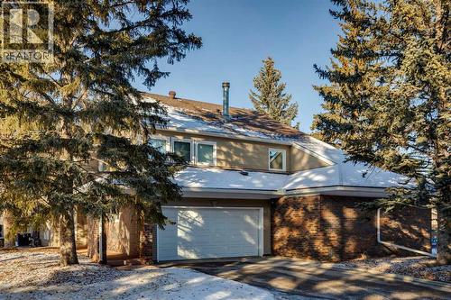 2, 275 Woodridge Drive SW  Calgary, AB T2W 4S4