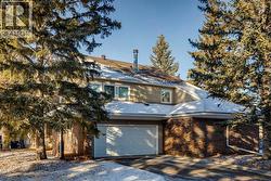 2, 275 Woodridge Drive SW  Calgary, AB T2W 4S4