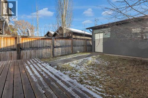 Detached double garage - 2319 23 Avenue Sw, Calgary, AB - Outdoor