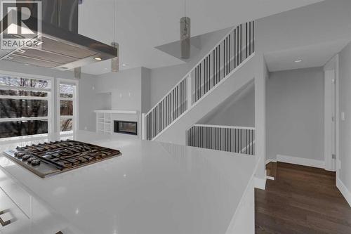 2319 23 Avenue Sw, Calgary, AB - Indoor Photo Showing Other Room