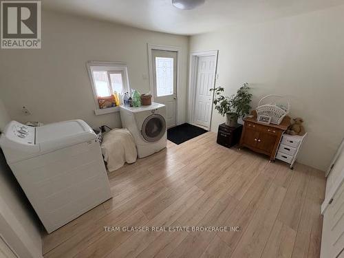 269 Richmond Street, North Middlesex (Parkhill), ON - Indoor