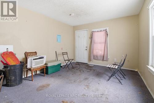 154 Fares Street, Port Colborne (East Village), ON - Indoor Photo Showing Other Room