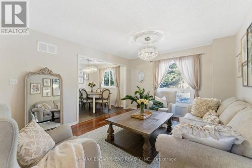 15 - 1205 Lambs Court, Burlington, ON - Indoor Photo Showing Living Room