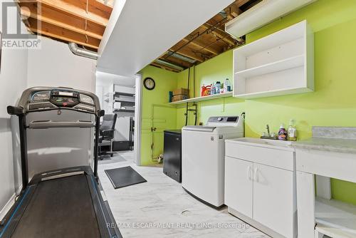 15 - 1205 Lambs Court, Burlington, ON - Indoor Photo Showing Laundry Room