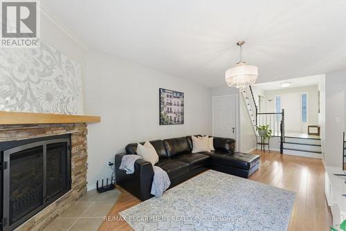 15 - 1205 Lambs Court, Burlington, ON - Indoor Photo Showing Living Room With Fireplace