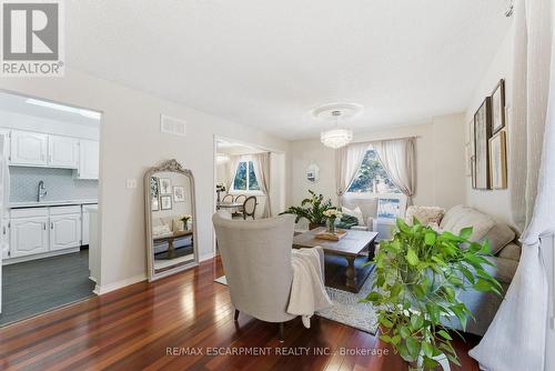 15 - 1205 Lambs Court, Burlington, ON - Indoor