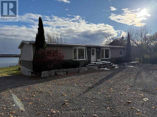 38 MAIN STREET  Deseronto (Deseronto (Town)), ON K0K 1X0