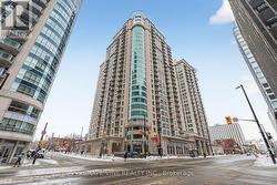 304 - 234 RIDEAU STREET  Ottawa, ON K1N 0A9