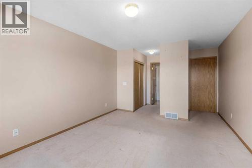 115 Chaparral Point Se, Calgary, AB - Indoor Photo Showing Other Room