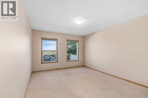 115 Chaparral Point Se, Calgary, AB - Indoor Photo Showing Other Room