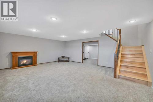 132 Illingworth Close, Red Deer, AB - Indoor
