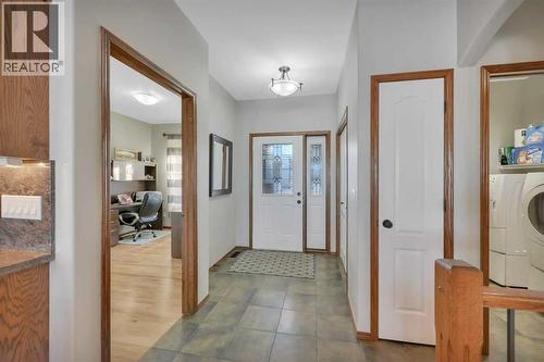 132 Illingworth Close, Red Deer, AB - Indoor Photo Showing Laundry Room