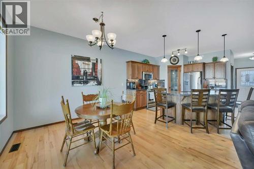 132 Illingworth Close, Red Deer, AB - Indoor Photo Showing Dining Room