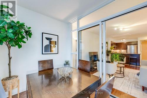 213 - 7363 Kennedy Road, Markham, ON - Indoor Photo Showing Dining Room