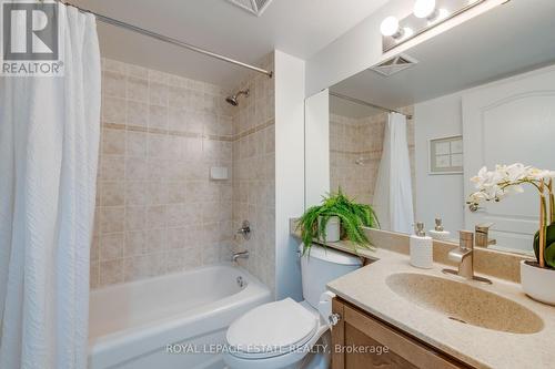 213 - 7363 Kennedy Road, Markham, ON - Indoor Photo Showing Bathroom