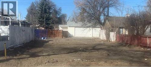 1607 3 Avenue N, Lethbridge, AB 