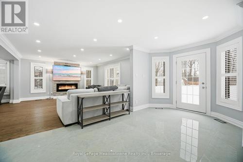 170 Crawford Crescent, Milton (Campbellville), ON - Indoor Photo Showing Living Room With Fireplace