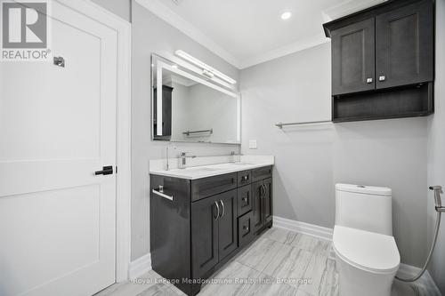 170 Crawford Crescent, Milton (Campbellville), ON - Indoor Photo Showing Bathroom