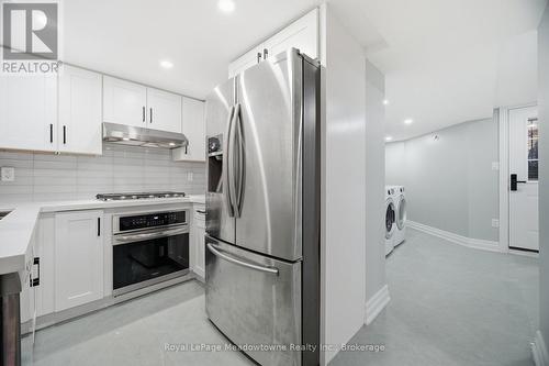 170 Crawford Crescent, Milton (Campbellville), ON - Indoor Photo Showing Kitchen
